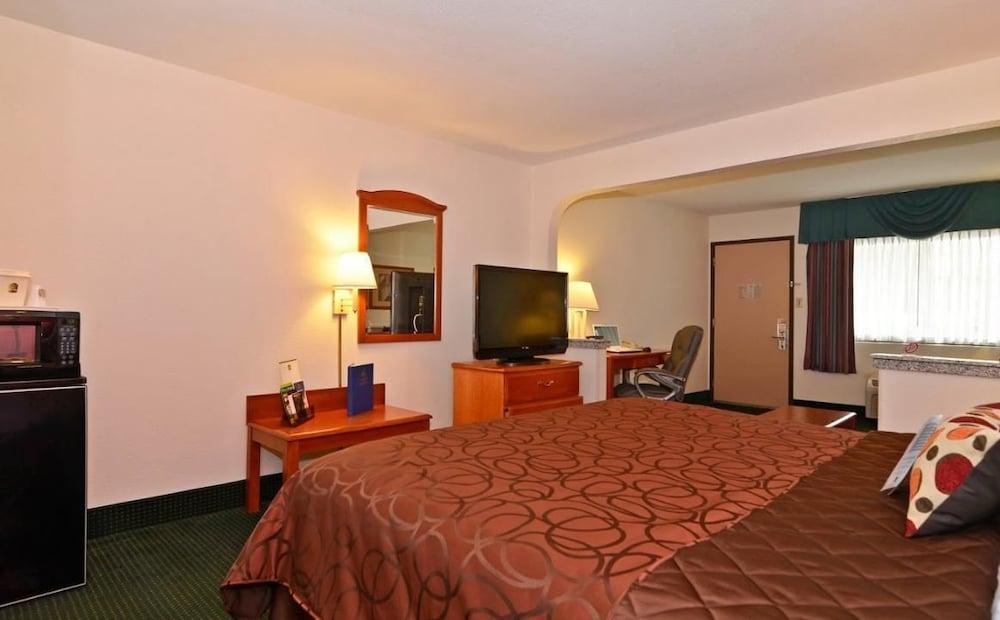 Econo Lodge Inn & Suites Memphis Exterior foto